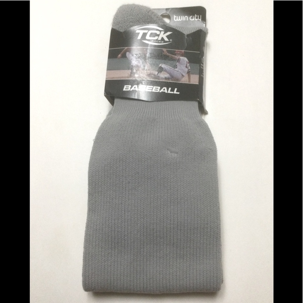 BRAND NEW MENS GRAY BASEBALL SOCKS